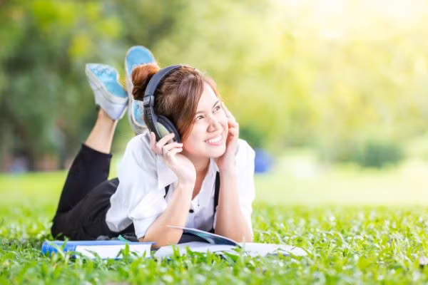 Nghe những bài hát bạn ưa thích còn giúp ổn định huyết áp của bạn nữa.