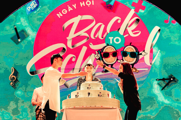 Đêm nhạc hội ‘Back To School’ - Pushmax gây 'sốt' giới teen Hà Thành ảnh 5