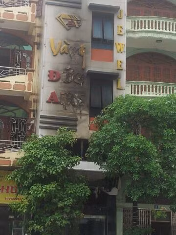 Tiệm vàng bị cháy. Ảnh: Thành Duy