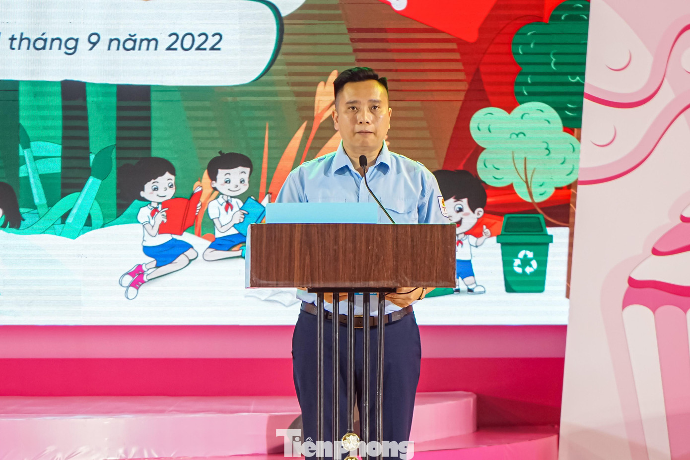 Phát biểu tại lễ khai mạc, anh Lê Anh Quân - Phó ban Công tác thiếu nhi T.Ư Đoàn cho biết: Từ cuộc thi này, Ban Tổ chức mong muốn các em thiếu nhi thể hiện tình cảm, niềm tin, tự hào đối với tổ chức Đoàn TNCS Hồ Chí Minh, ca ngợi những hình ảnh đẹp, lòng biết ơn, sự tri ân dành cho các thầy cô giáo viên làm tổng phụ trách; các anh chị đoàn viên, thanh niên làm công tác chăm sóc, giáo dục đội viên, thiếu niên, nhi đồng.