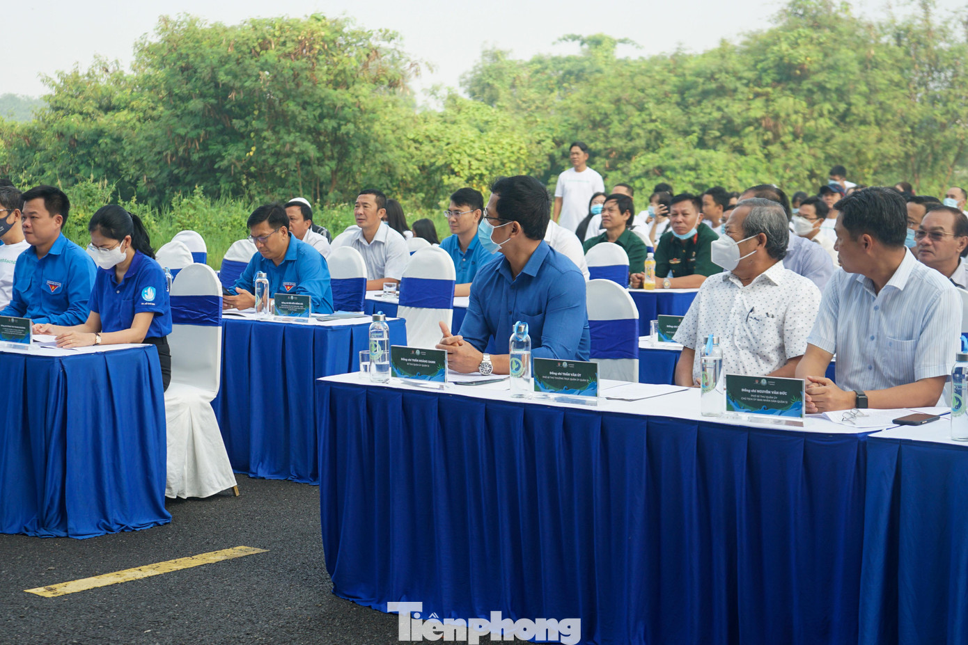 Đến tham dự chương trình có chị Phan Thị Thanh Phương, Bí thư Thành Đoàn, Chủ tịch Hội Sinh viên Việt Nam TPHCM, anh Nguyễn Hải Nam - UVBCH, Phó Chánh Văn phòng Trung ương Đoàn, Trưởng Phòng Công tác Đoàn phía Nam, cùng đại diện các cơ quan ban ngành Trung ương và các sở ban ngành TPHCM.