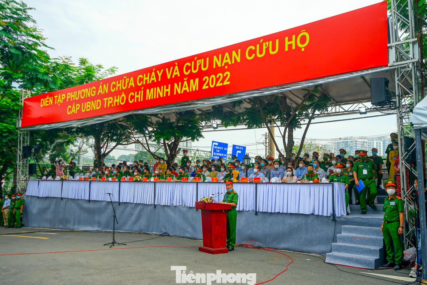 Sáng ngày 6/5 tại Bệnh viện Ung Bướu TPHCM – Cơ sở 2(số 12, đường 400, ấp Cây Dầu, phường Tân Phú, TP.Thủ Đức) đã diễn ra chương trình diễn tập các phương án chữa cháy và cứu nạn, cứu hộ với quy mô lớn.