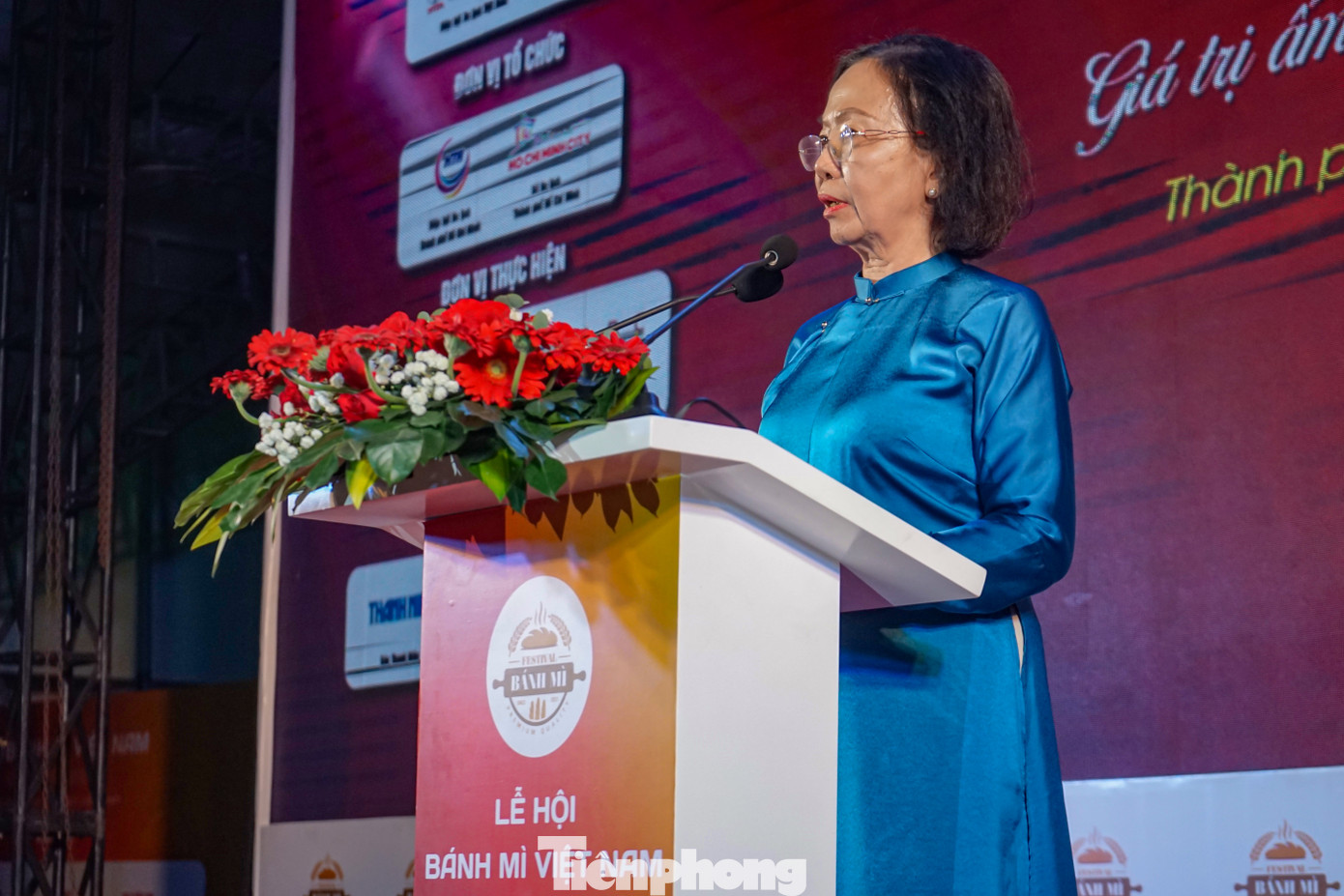 Phát biểu tại buổi lễ khai mạc, bà Nguyễn Thị Khánh - Chủ tịch Hiệp hội Du lịch TPHCM cho biết, Lễ hội Bánh mì Việt Nam là sự kiện văn hóa nhằm ghi nhận những giá trị mà bánh mì đem lại đối với nền ẩm thực nước nhà. Qua đó, góp phần làm cho hình ảnh bánh mì Việt Nam được lan tỏa mạnh mẽ hơn đến với người dân trong nước và bạn bè quốc tế.