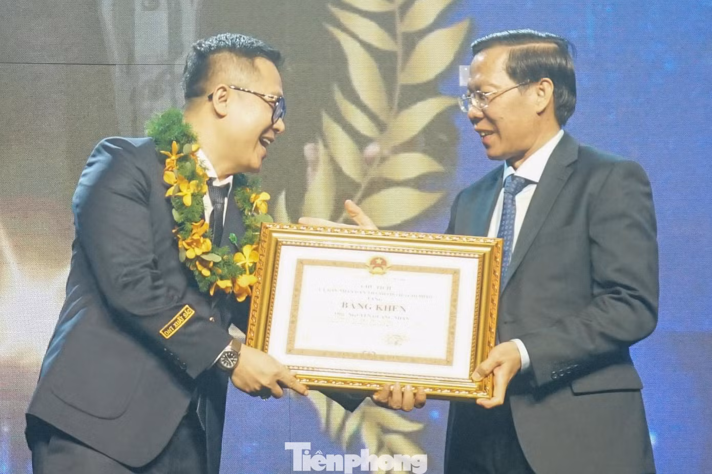 Căn cứ vào thành tích cụ thể của doanh nhân và doanh nghiệp đạt được trong 3 năm 2019, 2020, 2021 và 6 tháng đầu năm 2022, trên cơ sở kết quả thẩm định và kết luận của trưởng đoàn thẩm định, Hội đồng chung tuyển cấp Thành phố đã thống nhất chọn ra 5 'Doanh nhân trẻ xuất sắc TP. HCM' và 8 'Doanh nhân trẻ tiêu biểu' trên các lĩnh vực.