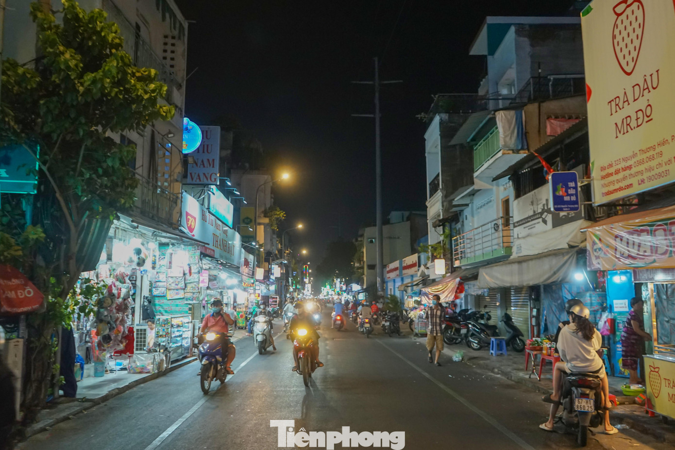 Theo kế hoạch đã được UBND quận 3 phê duyệt, Phố ẩm thực sẽ được triển khai trên đường Nguyễn Thượng Hiền, đoạn từ đường Điện Biên Phủ đến đường Nguyễn Đình Chiểu (thuộc địa bàn phường 4). Theo kế hoạch đã được UBND quận 3 phê duyệt, Phố ẩm thực sẽ được triển khai trên đường Nguyễn Thượng Hiền, đoạn từ đường Điện Biên Phủ đến đường Nguyễn Đình Chiểu (thuộc địa bàn phường 4).