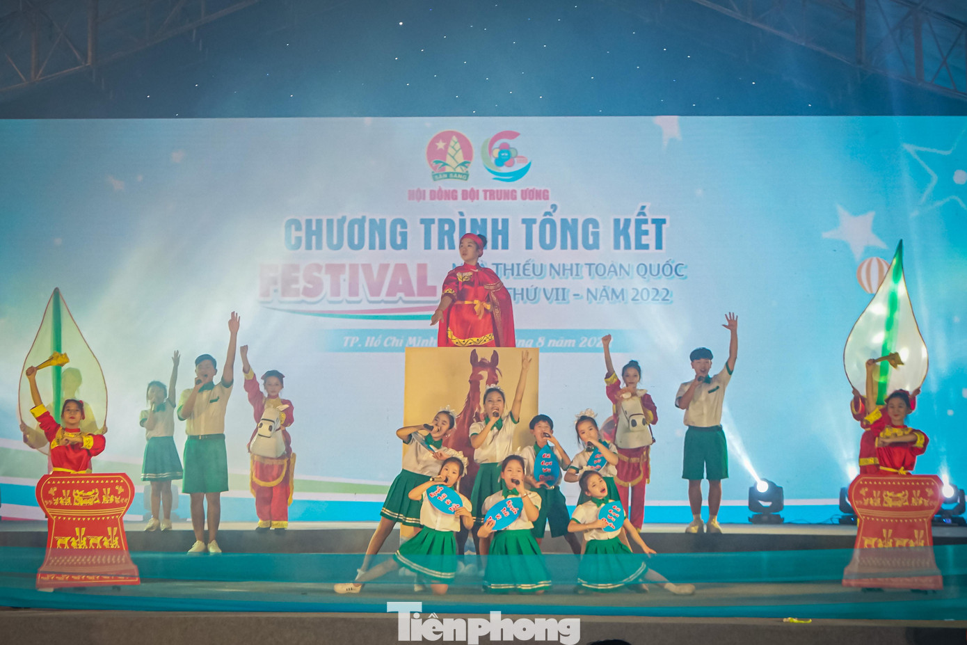 Trong khuôn khổ lễ bế mạc, Ban tổ chức Festival các Nhà thiếu nhi toàn quốc cũng đã trình diễn lại 5 tiết mục văn nghệ đặc sắc đã đạt huy chương tại nội dung thi biểu diễn nghệ thuật do các em thiếu nhi đến từ Cần Thơ, Sơn La, Bình Thuận, Thanh Hóa, Hải Phòng biểu diễn.