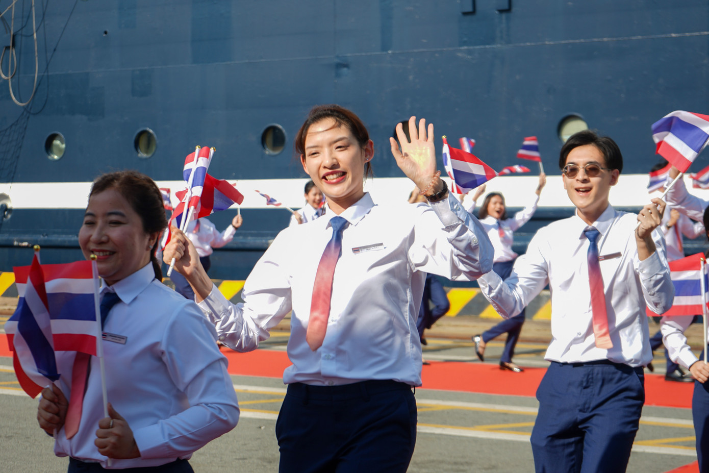 "Đối với tôi, chương trình là cơ hội cho bản thân mình được tìm hiểu, trải nghiệm các nền văn hóa khác nhau trong khu vực; phát triển năng lực hội nhập quốc tế", chị Kazuki Oki, thành viên đoàn đại biểu Nhật Bản chia sẻ.