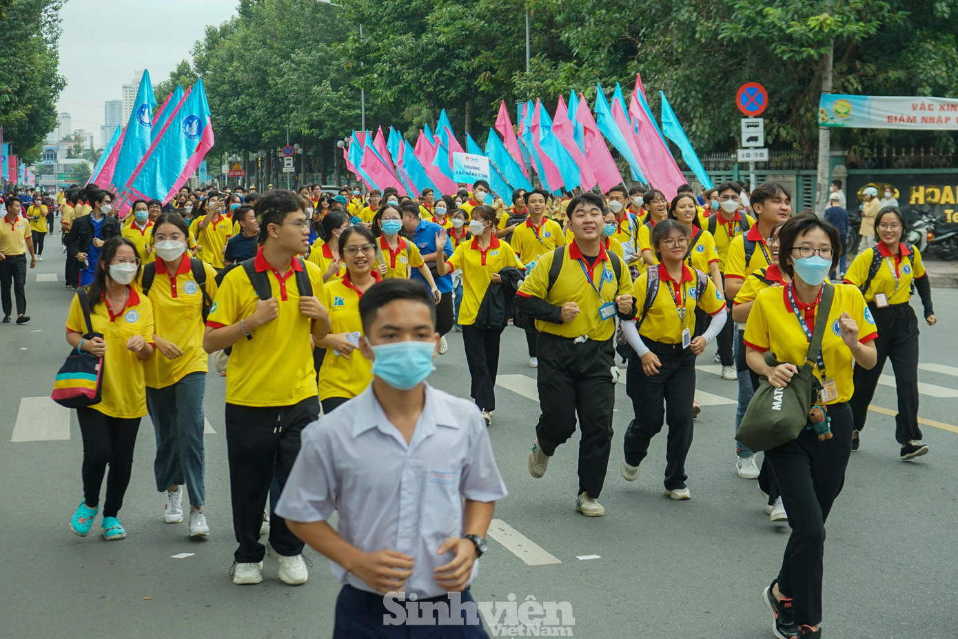 Sau lễ ra quân, các chiến sĩ Xuân Tình nguyện sẽ tham gia các hoạt động như Chạy bộ trực tuyến, tổ chức diễn đàn “Khát vọng cống hiến - Lối sống thanh niên”; tổ chức hoạt động “Vì đàn em thân yêu”; tổ chức ngày hội “Hoa của đất 2022”...