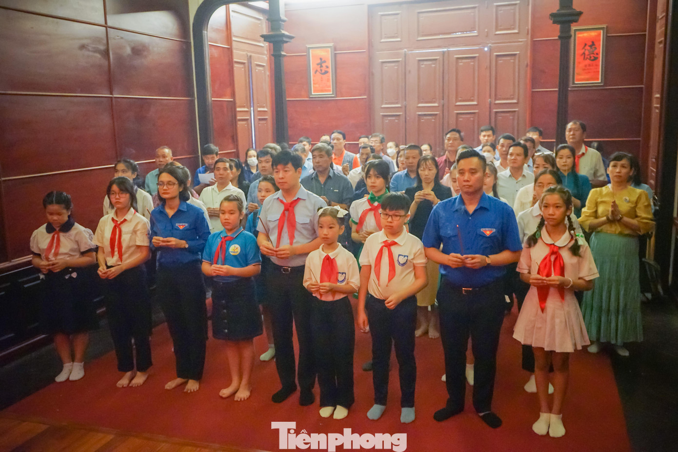 Về tham dự chương trình có anh Lê Hải Long, Trưởng ban Công tác thiếu nhi Trung ương Đoàn, anh Lê Anh Quân - Phó ban Công tác thiếu nhi T.Ư Đoàn, chị Trần Thu Hà, Phó Bí thư Thành Đoàn, Chủ tịch Hội đồng đội TPHCM cùng 396 phụ trách, 1556 đội viên, thiếu nhi đến từ 52 Cung, Nhà Thiếu nhi, các Trung tâm hoạt động Thanh thiếu nhi trên cả nước.