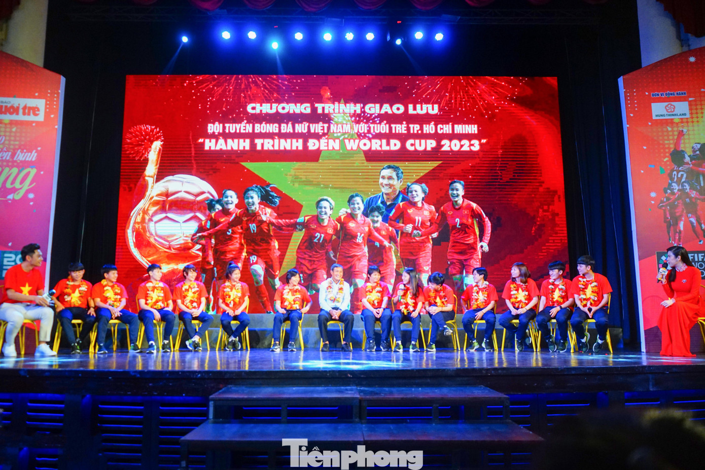 Ngày 12/2, Thành đoàn TPHCM tổ chức &quot;Chương trình giao lưu đội tuyển bóng đá nữ Việt Nam với tuổi trẻ TPHCM - Hành trình đến World Cup 2023&quot; tại Nhà văn hóa Thanh niên.