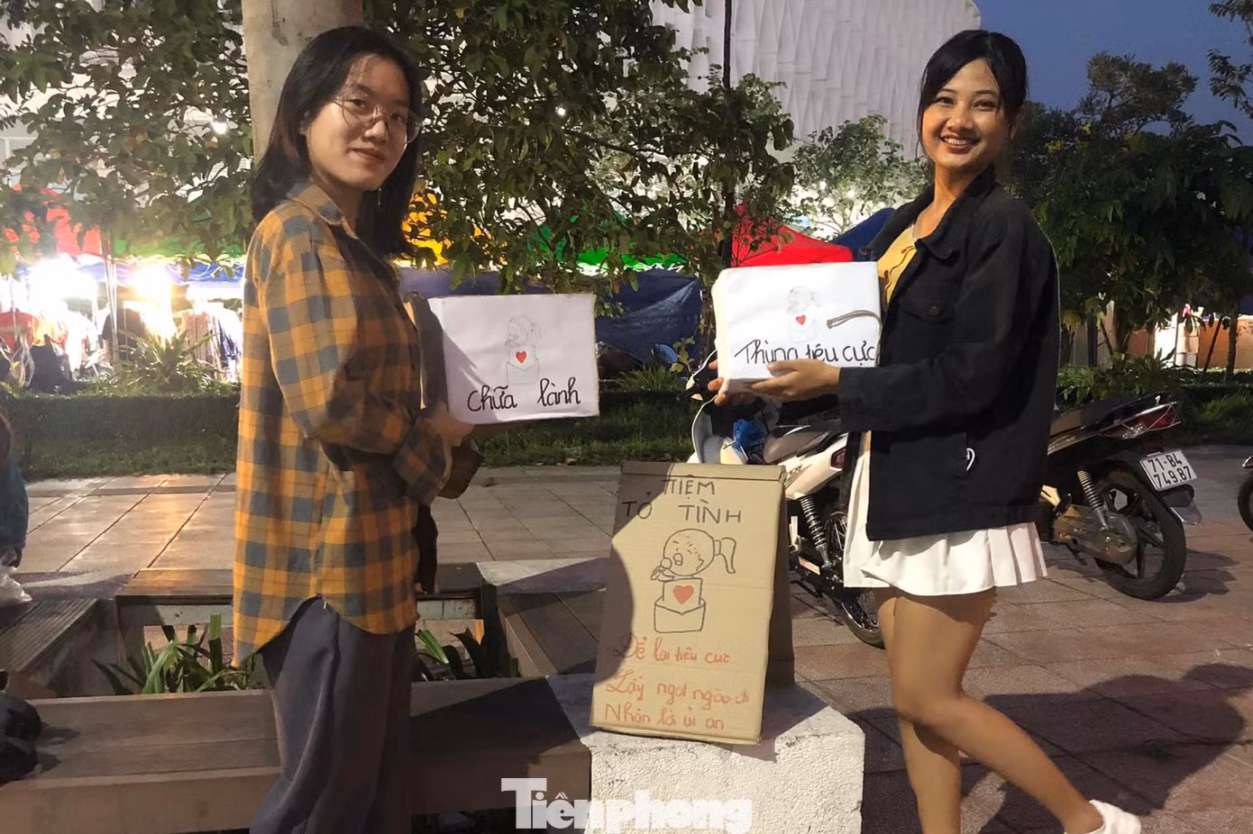 Dự án “Thùng tiêu cực” chữa lành tâm lý cho nhiều bạn trẻ.