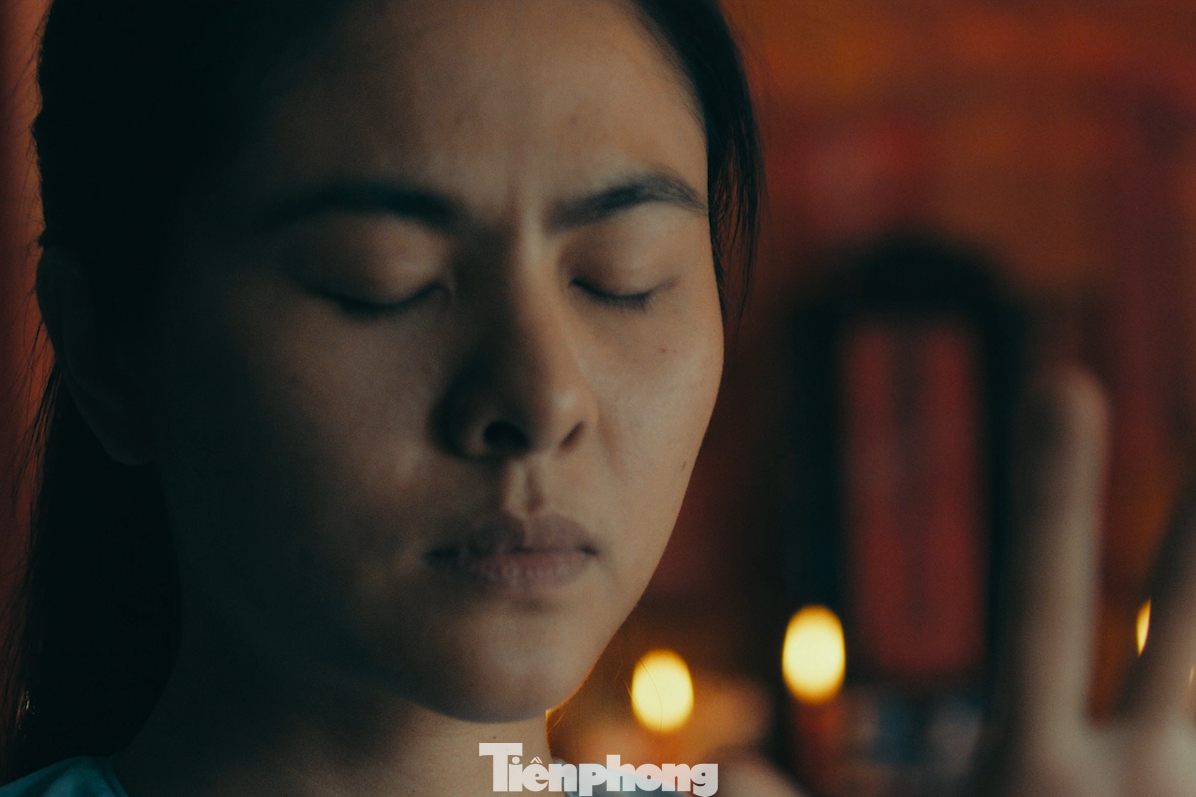 Diễn viên Vân Trang trong một phân cảnh của phim