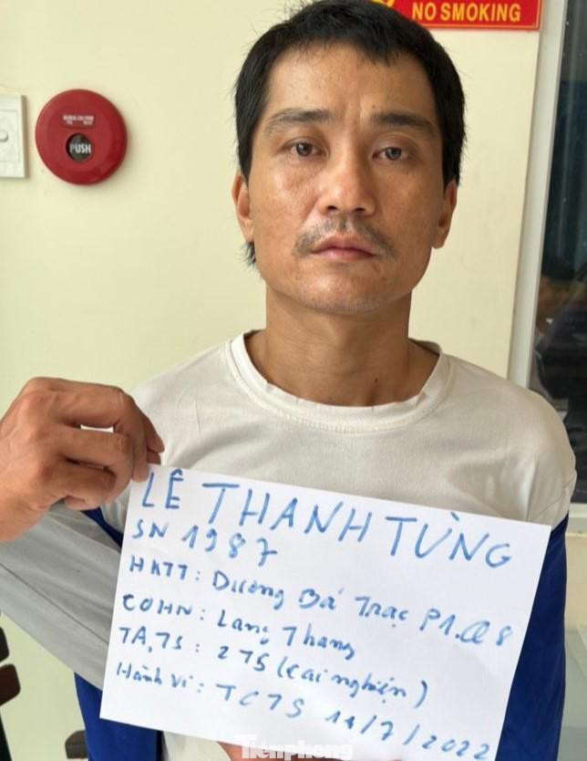 Đối tượng Lê Thanh Tùng tại cơ quan Công an Đối tượng Lê Thanh Tùng tại cơ quan Công an