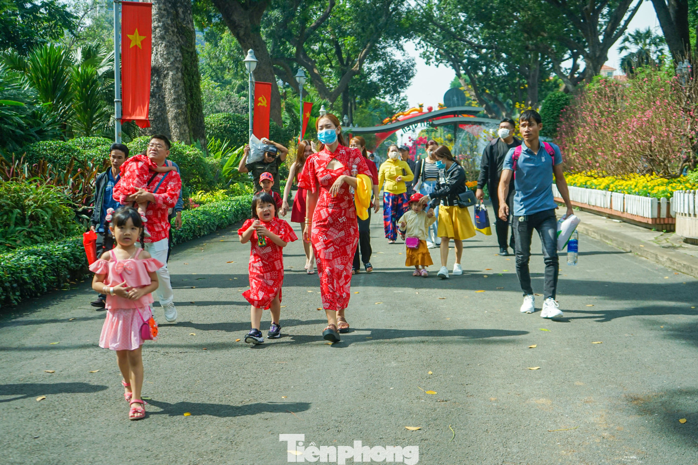 Đa số du khách đến tham quan Thảo Cầm viên là các bạn nhỏ, được gia đình đưa đi tham quan vào dịp đầu năm mới