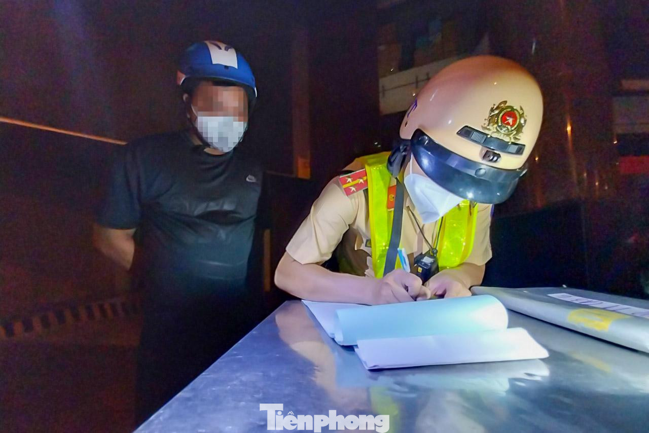 Tổ công tác đã tiến hành lập biên bản vi phạm với lỗi vi phạm anh T