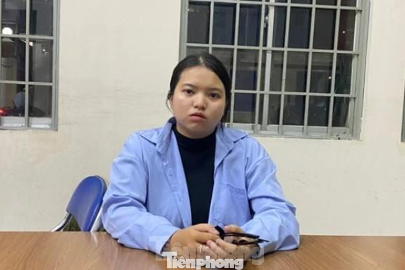 Vũ Nguyễn Nhật Vy tại cơ quan công an Vũ Nguyễn Nhật Vy tại cơ quan công an