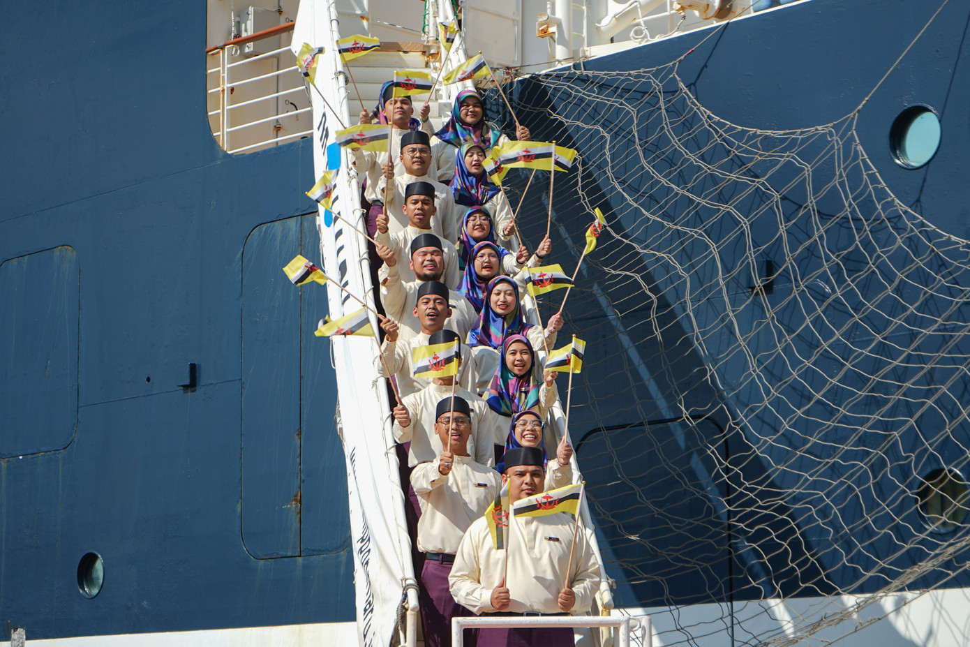 Tàu Thanh niên Đông Nam Á - Nhật Bản là chương trình giao lưu văn hóa được tổ chức thường niên bởi Chính phủ Nhật Bản và 10 nước thành viên ASEAN.