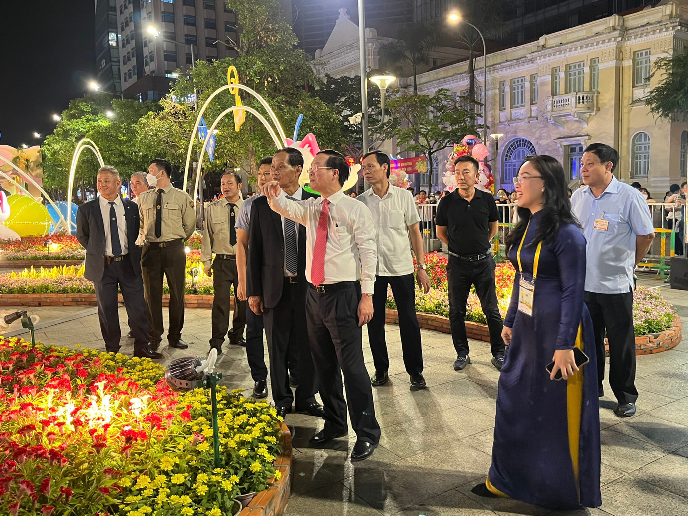 Đến tham dự lễ khai mạc có Thường trực Ban Bí thư Võ Văn Thưởng, các Phó Thủ tướng Lê Minh Khái, Trần Lưu Quang, nguyên Phó chủ tịch nước Trương Mỹ Hoa, Bí thư Thành ủy TPHCM Nguyễn Văn Nên cùng đại diện các lãnh sự quán, các đơn vị tài trợ.