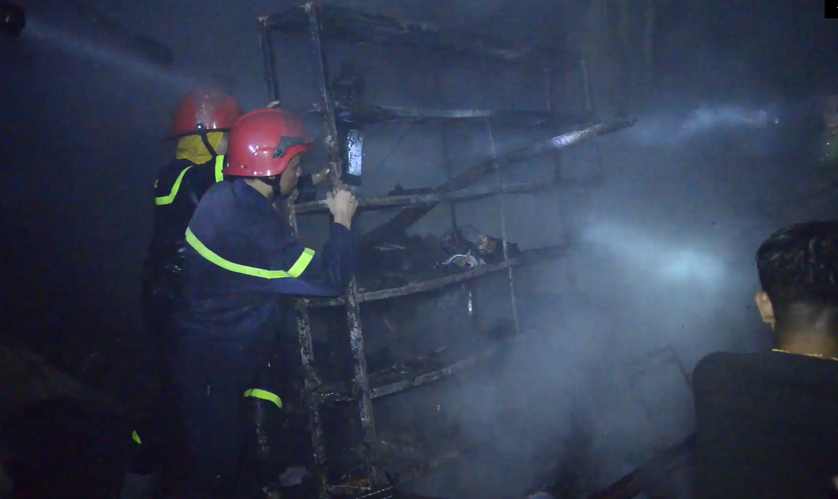 Bình Phước: Chợ Bình Long bất ngờ bốc cháy ảnh 4