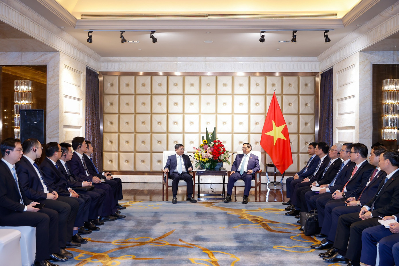 Thủ tướng nhấn mạnh, Việt Nam muốn hợp tác với Trung Quốc về đào tạo nguồn nhân lực, chỉ huy, kiểm soát, thiết kế trong dự án đường sắt. Ảnh: Nhật Bắc