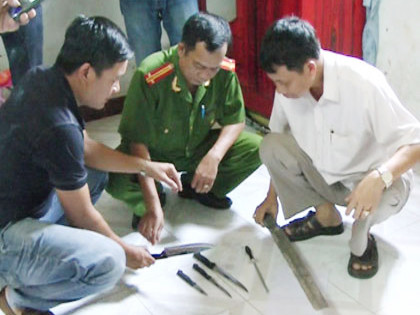 Hung khí gây án bị công an thu giữ. Hung khí gây án bị công an thu giữ