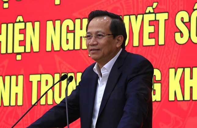 Bộ trưởng Đào Ngọc Dung phát biểu chỉ đạo tại hội nghị. Ảnh: Bộ LĐ-TB&XH.
