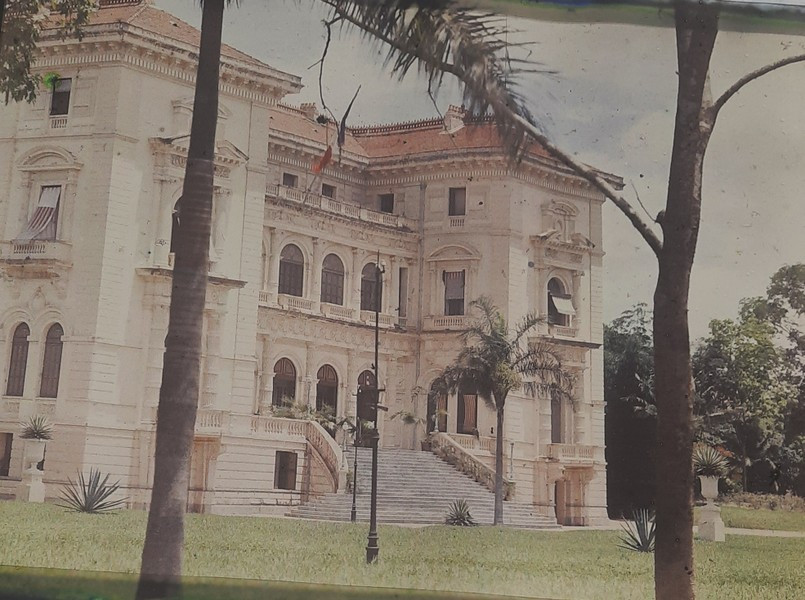 Phủ toàn quyền Đông Dương.