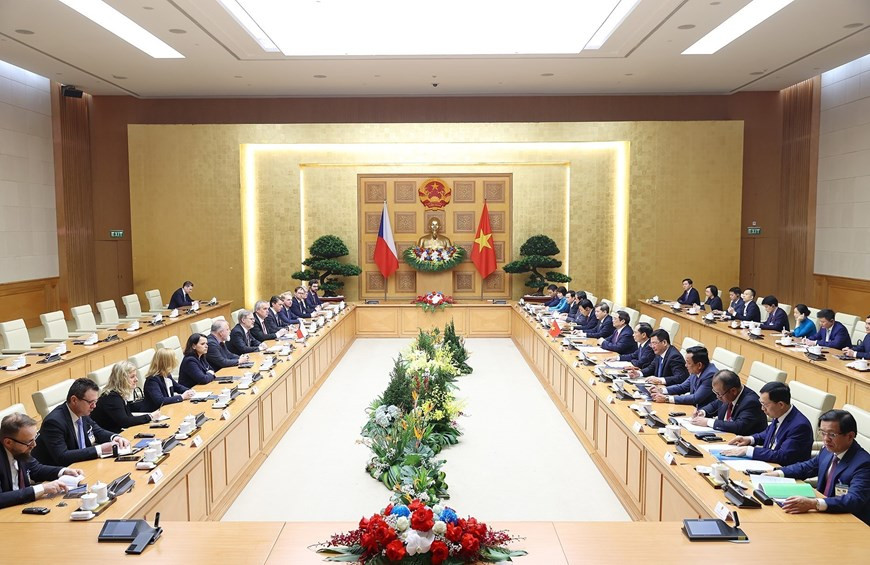 Sáng 21/4, tại Hà Nội, ngay sau lễ đón chính thức, Thủ tướng Phạm Minh Chính hội đàm với Thủ tướng nước Cộng hòa Séc Petr Fiala. (Ảnh: Dương Giang/TTXVN) Sáng 21/4, tại Hà Nội, ngay sau lễ đón chính thức, Thủ tướng Phạm Minh Chính hội đàm với Thủ tướng nước Cộng hòa Séc Petr Fiala. (Ảnh: Dương Giang/TTXVN)