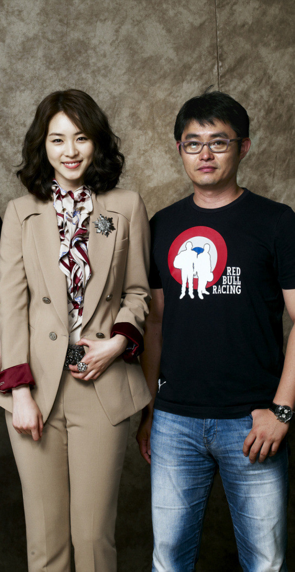 Chọn trang phục đón thu như Lee Yeon Hee ảnh 17