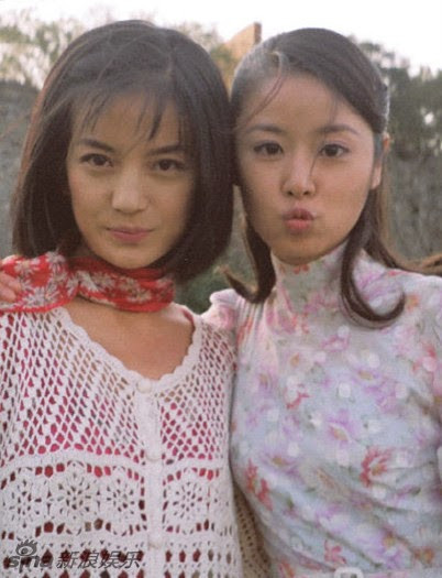 Lâm Tâm Như, Triệu Vy khoe ảnh thuở mới vào nghề ảnh 4