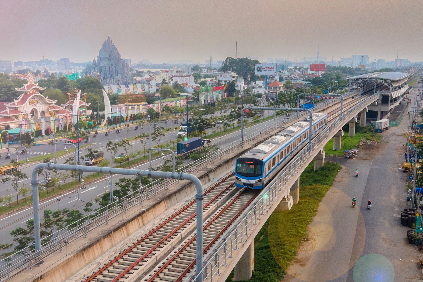 Tuyến metro số 1 TPHCM (Bến Thành - Suối Tiên) dự kiến vận hành thương mại vào năm 2024. Ảnh: PHẠM NGUYỄN
