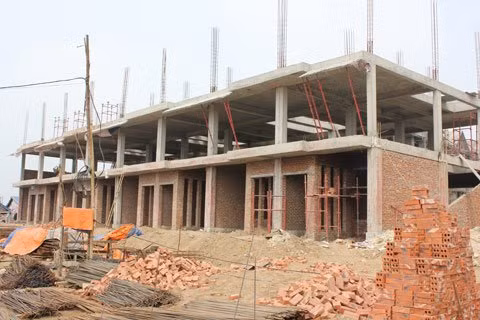 Mặc dù đã tung cả trăm chiêu nghìn kế để hút khách nhưng thị trường vẫn ảm đạm chưa có sự khởi sắc