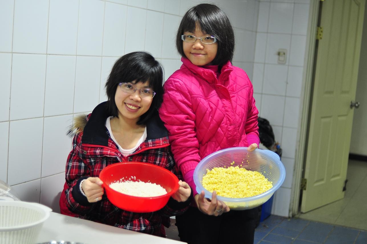 Xôi là món không thể thiếu trong đêm giao thừa xa quê