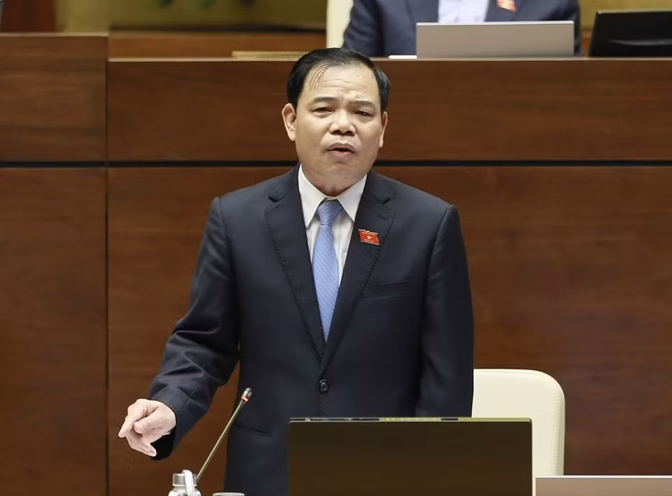'Đường ra biển' sao lại hỏi Bộ trưởng Nông nghiệp? ảnh 2