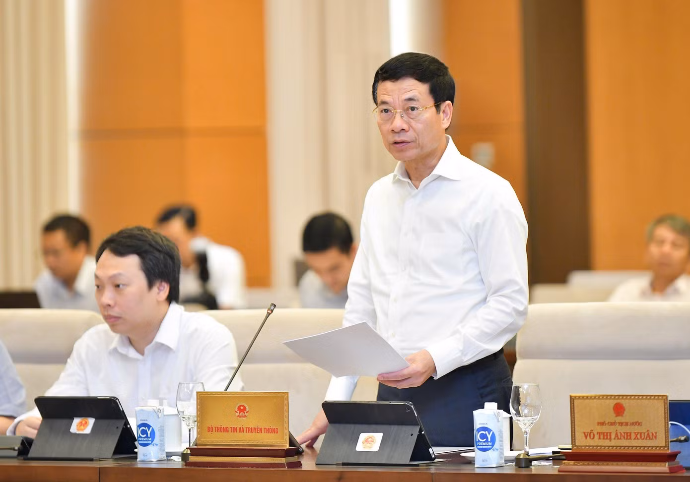 Bộ trưởng Bộ TT&amp;TT Nguyễn Mạnh Hùng