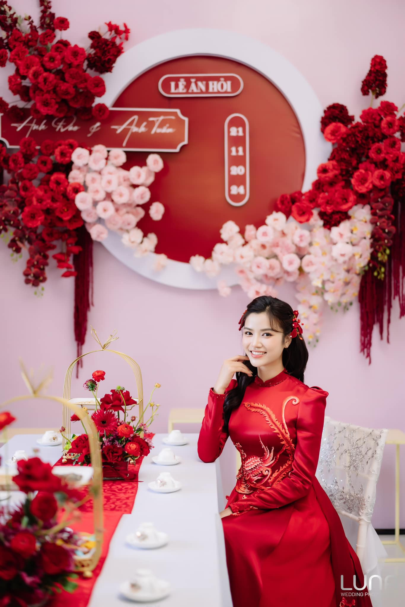 Anh Tuấn sinh năm 1993, quê ở Phú Thọ, sở hữu chiều cao 1,84 m. Anh tốt nghiệp khoa Diễn viên Truyền hình tại Đại học Sân khấu Điện ảnh Hà Nội. Hiện anh hoạt động với vai trò diễn viên, người mẫu và từng góp mặt trong nhiều MV, TVC quảng cáo... Anh Tuấn sinh năm 1993, quê ở Phú Thọ, sở hữu chiều cao 1,84 m. Anh tốt nghiệp khoa Diễn viên Truyền hình tại Đại học Sân khấu Điện ảnh Hà Nội. Hiện anh hoạt động với vai trò diễn viên, người mẫu và từng góp mặt trong nhiều MV, TVC quảng cáo...