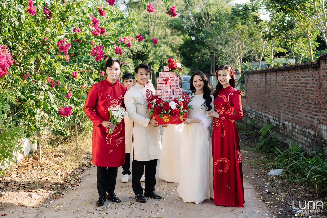 Theo Anh Đào, những lúc cô áp lực và căng thẳng, thậm chí mất phương hướng luôn có bạn trai động viên. Đó là lý do cặp đôi gắn bó 4 năm và quyết định về chung nhà. Theo Anh Đào, những lúc cô áp lực và căng thẳng, thậm chí mất phương hướng luôn có bạn trai động viên. Đó là lý do cặp đôi gắn bó 4 năm và quyết định về chung nhà.