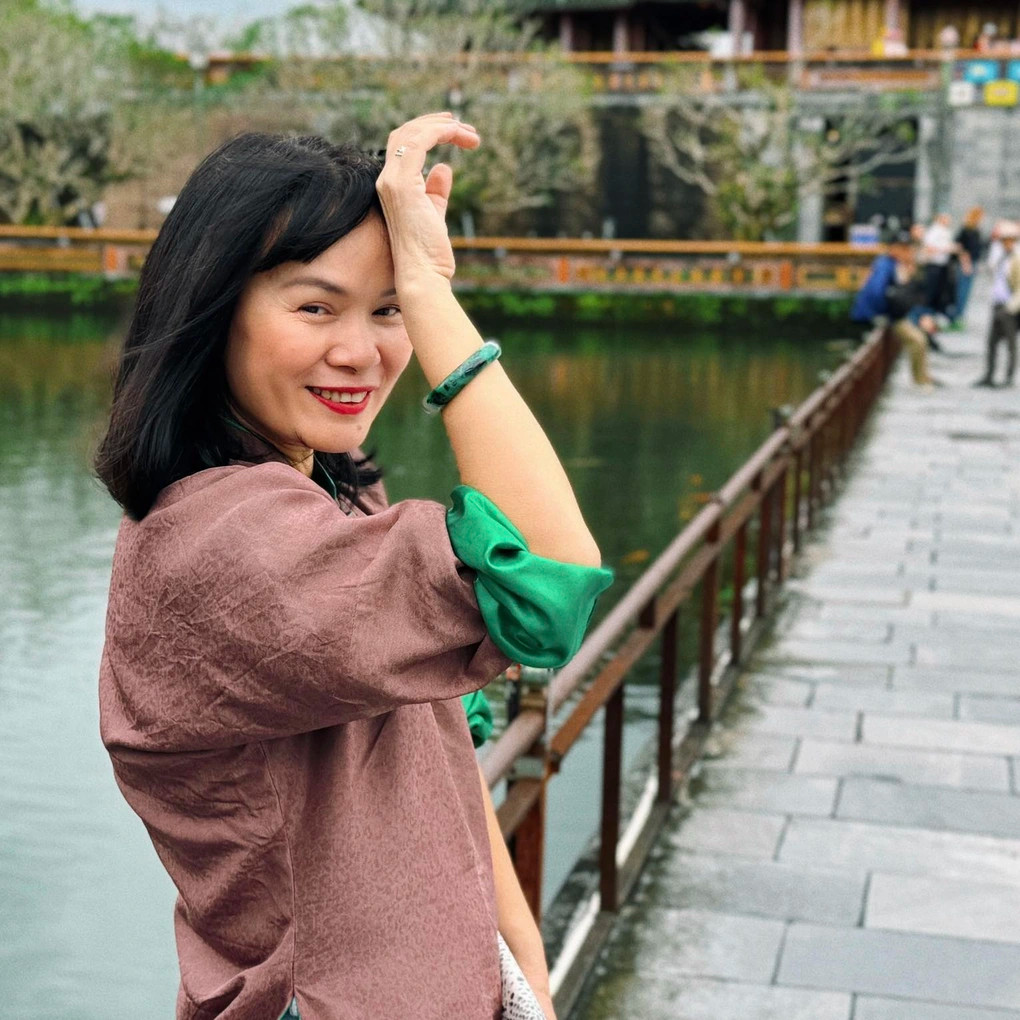 Sáng 29/11, ông Nguyễn Thanh Lâm - Tổng Giám đốc Đài Truyền hình Việt Nam (VTV) - đã trao quyết định bổ nhiệm bà Bùi Thu Thủy - Phó trưởng Ban VTV3 - làm Phó Phụ trách Ban Sản xuất các chương trình giải trí (VTV3).