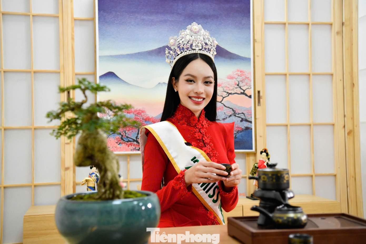 “Tôi tự hào là Hoa hậu Việt Nam 2022. Đây là cuộc thi sắc đẹp danh giá, lâu đời nhất Việt Nam. Đó cũng là cơ hội để ban tổ chức Hoa hậu Quốc tế nhìn nhận và đánh giá Thanh Thủy”, Hoa hậu Thanh Thủy nói. “Tôi tự hào là Hoa hậu Việt Nam 2022. Đây là cuộc thi sắc đẹp danh giá, lâu đời nhất Việt Nam. Đó cũng là cơ hội để ban tổ chức Hoa hậu Quốc tế nhìn nhận và đánh giá Thanh Thủy”, Hoa hậu Thanh Thủy nói.