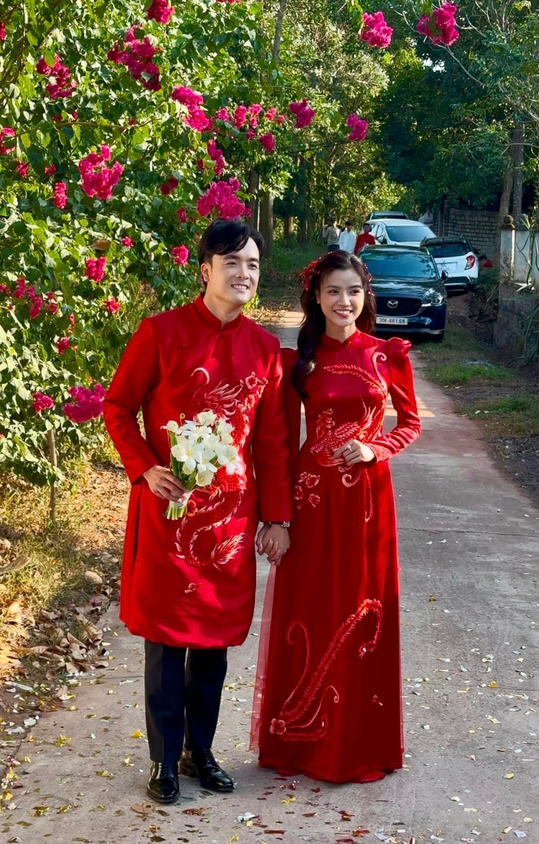 Anh Đào và Anh Tuấn tổ chức lễ ăn hỏi tại Bắc Giang. Anh Đào và Anh Tuấn tổ chức lễ ăn hỏi tại Bắc Giang.