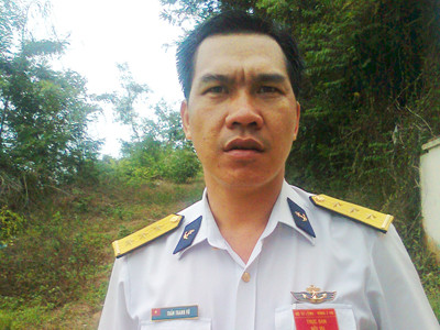 Thượng úy Thanh Vũ cho biết thành Tuy Hạ đã bị phá hủy hầu hết. Thượng úy Thanh Vũ cho biết thành Tuy Hạ đã bị phá hủy hầu hết