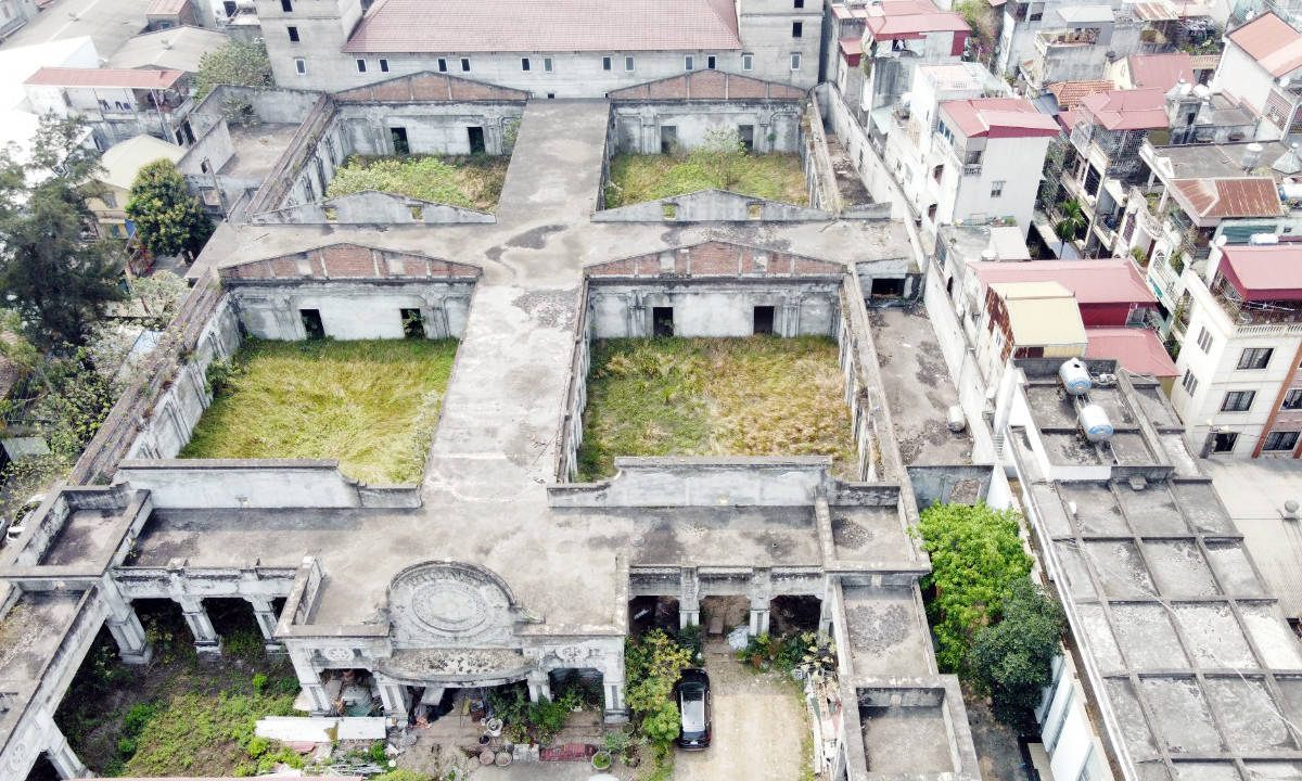 Thanh tra Chính phủ đề nghị UBND TP Hà Nội xử lý dứt điểm các vi phạm về xây dựng không phép nêu trên.