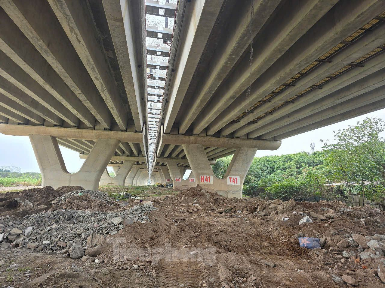 Ban Duy tu các công trình hạ tầng giao thông Hà Nội đề xuất sửa chữa, xử lý vết nứt bê tông bảo đảm yêu cầu về giới hạn cho phép.