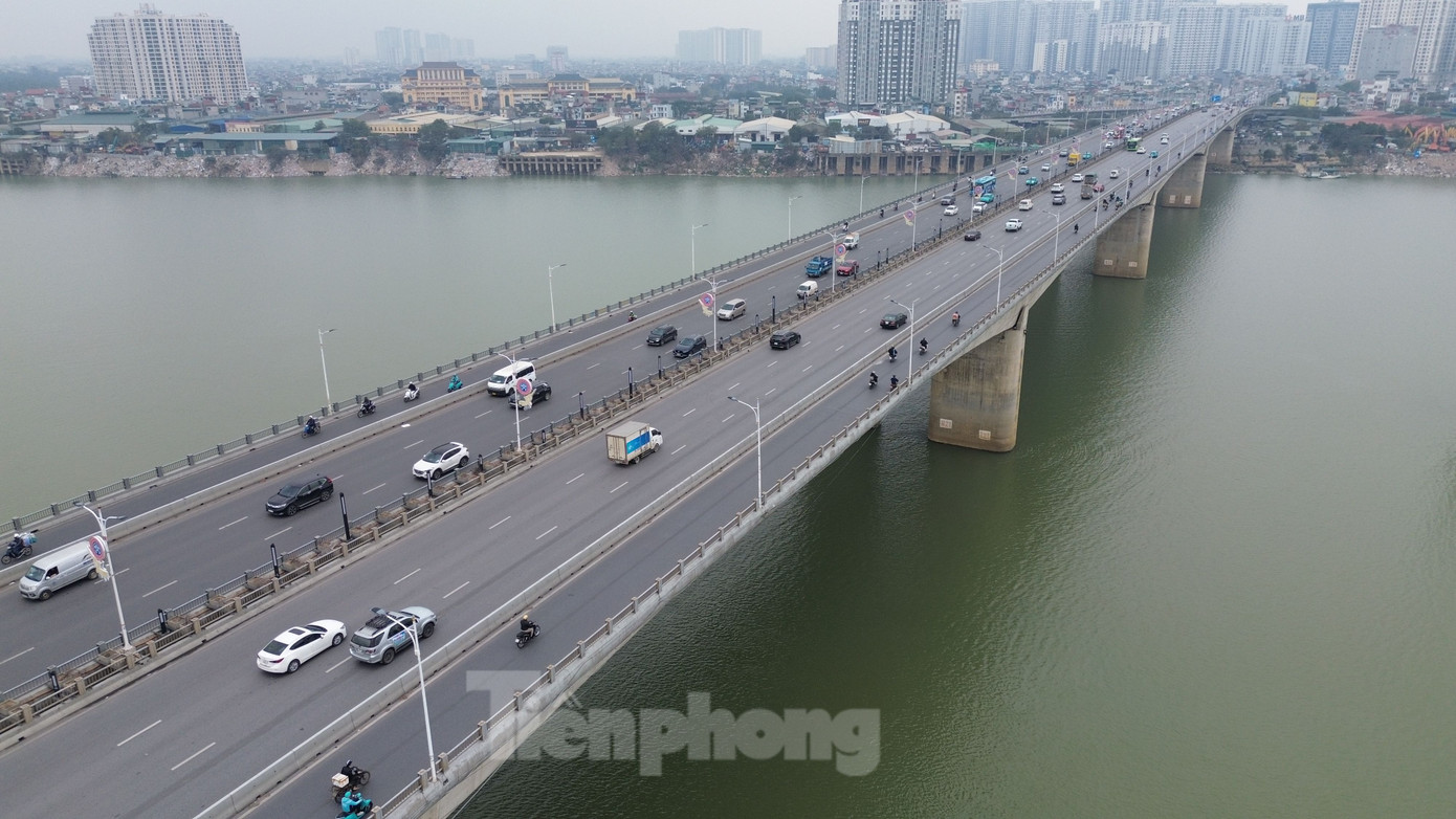 Trước đó, Ban duy tu các công trình hạ tầng giao thông Hà Nội đã tiến hành kiểm định cầu Vĩnh Tuy 1.