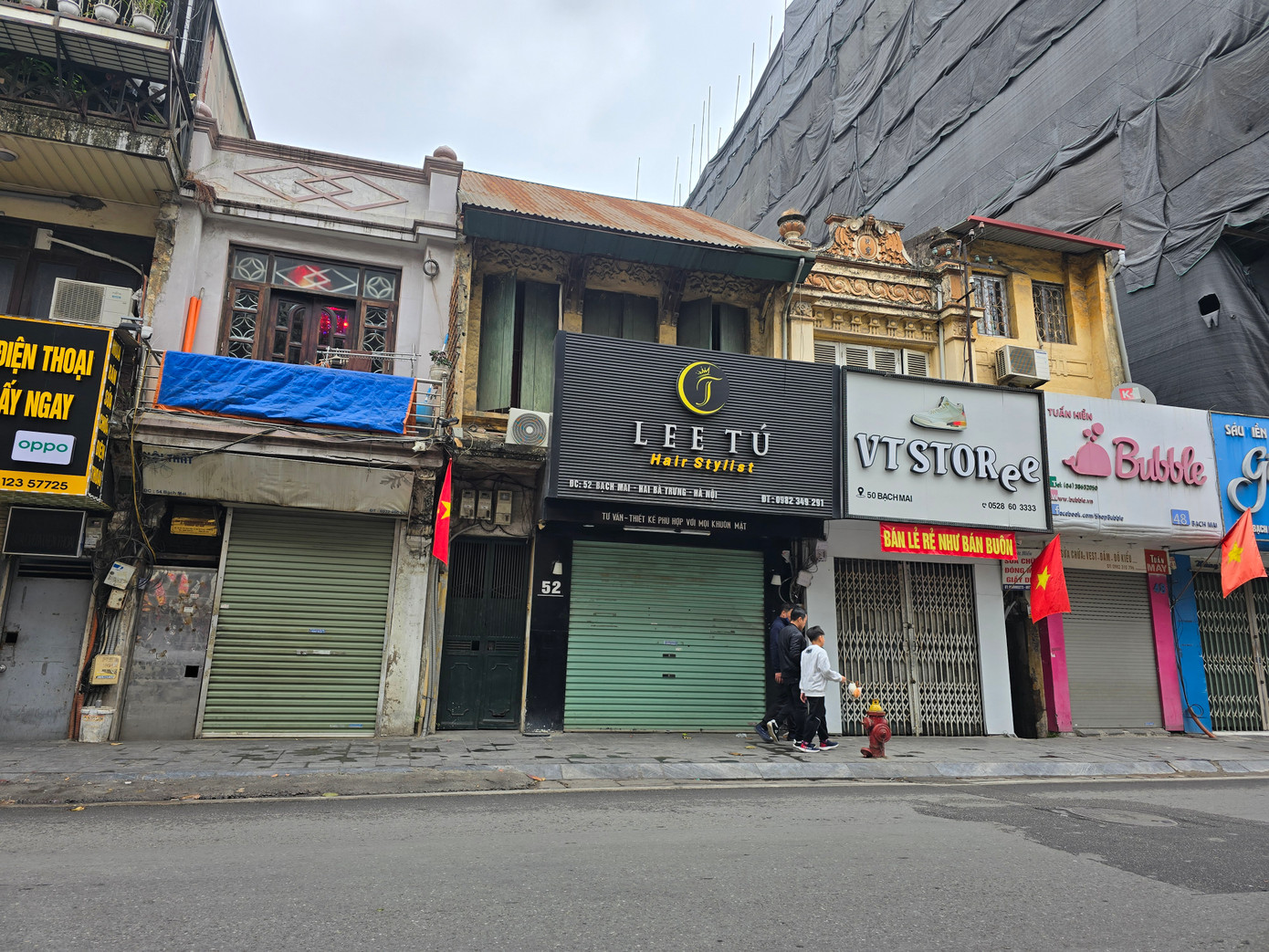 Quán bún riêu 54 Bạch Mai hiện vẫn đang đóng cửa. Quán bún riêu 54 Bạch Mai hiện vẫn đang đóng cửa.