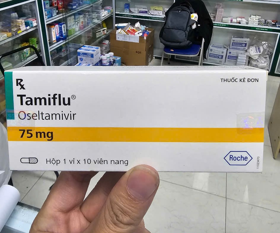 Thuốc thuốc Tamiflu có giá bán theo công bố của Cục Quản lý dược là gần 450.000 đồng/hộp.