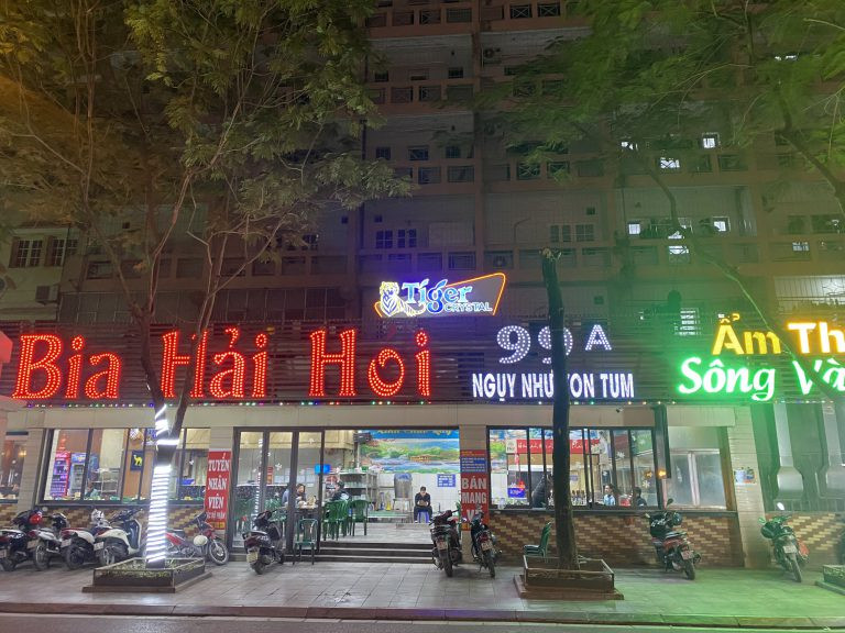 Nhà hàng Hải Hói bị xử phạt 32 triệu đồng do có nhiều vi phạm về ATTP.