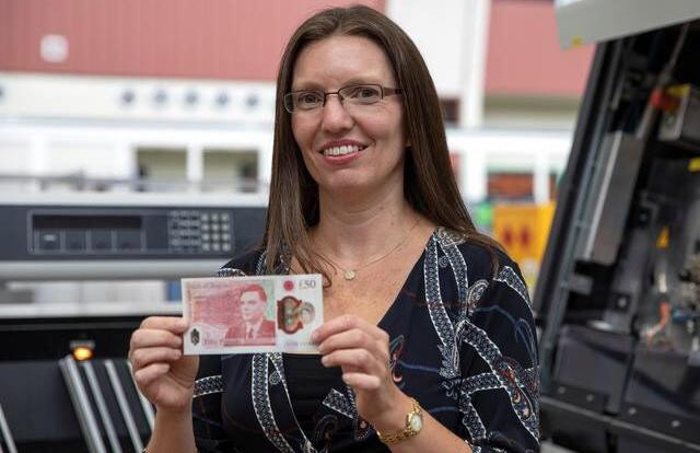 Nhà toán học được in lên đồng 50 bảng Anh sắp phát hành là ai?