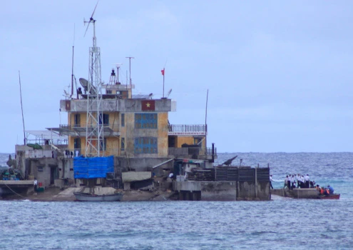 Đảo chìm Len Đao đón những người lính mới