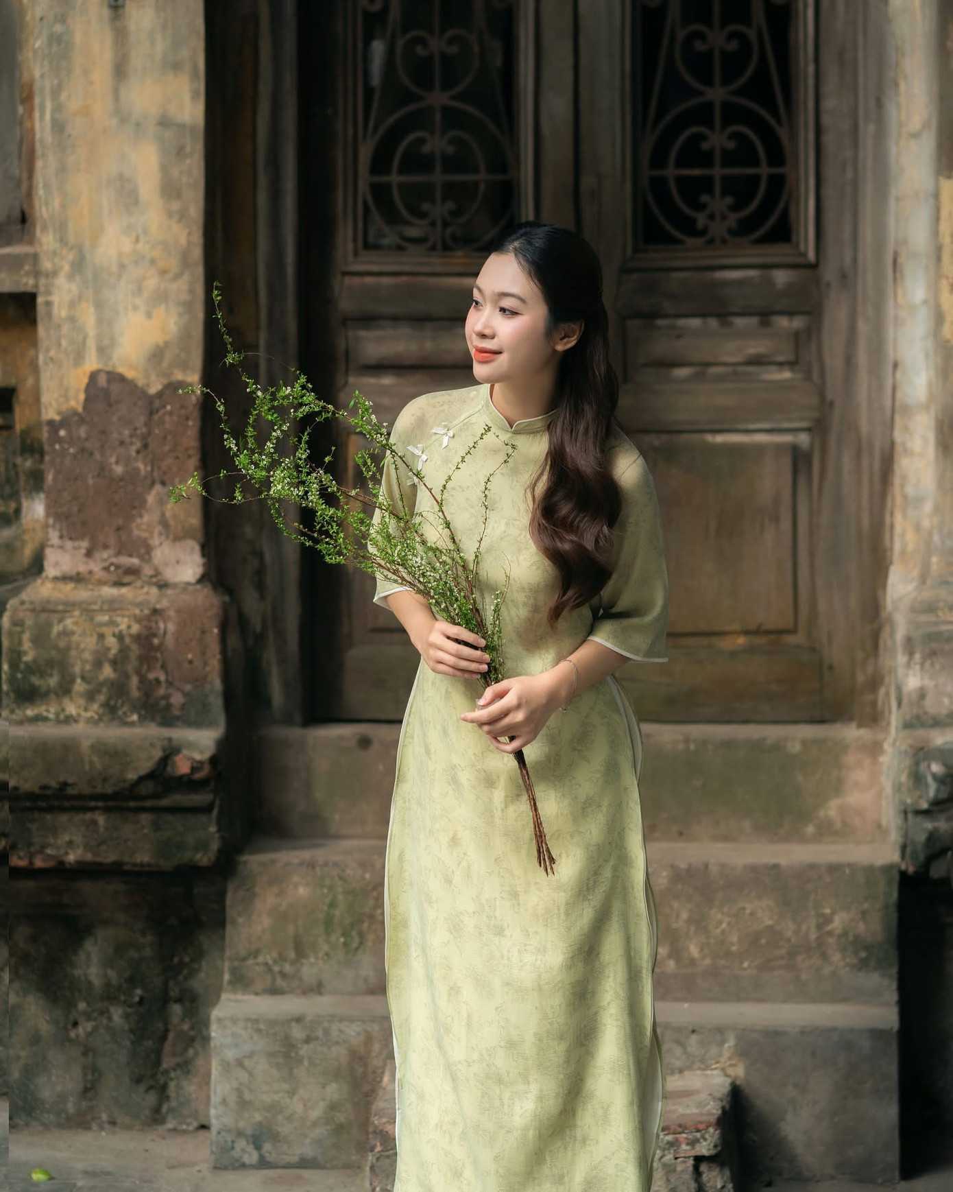 Khánh Linh cho biết số đo nhân trắc học của cô không thay đổi quá nhiều. Trước đó, cô tự đo chiều cao ở nhà và có chỉ số là 1,72 m. Sau khi đo ở vòng sơ khảo phía Bắc, chiều cao của Khánh Linh là 1,7 m.